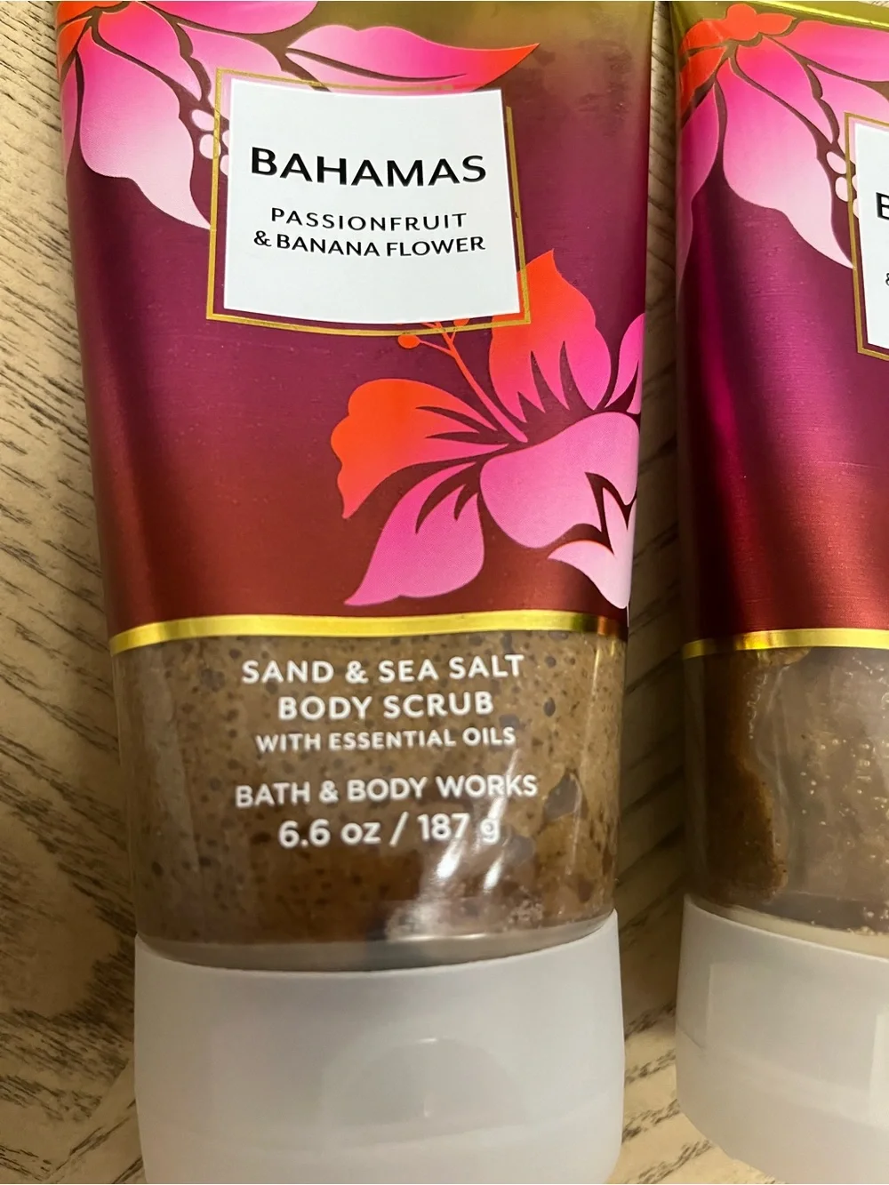 *BUNDLE* Bath & Body Works Bahamas Passionfruit & Banana Flower Body Scrubs